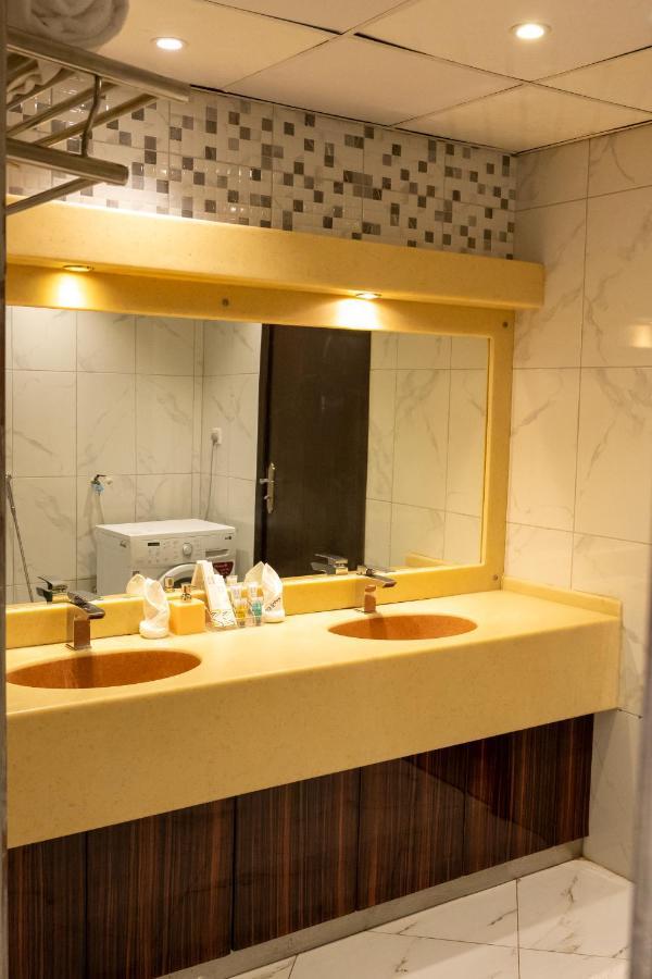 Elite Al Hamra - Al Cornich Aparthotel Jiddah Esterno foto